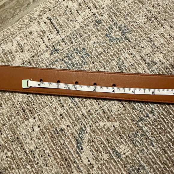 Tory Burch Reversible Black and Brown Belt with Gold Logo Buckle - Picture 3 of 6